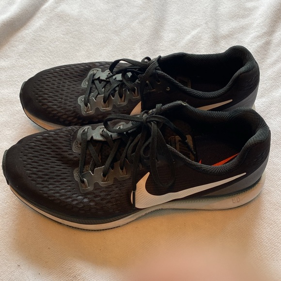 Nike Zoom Pegasus 34 Running Shoes - Picture 5 of 10